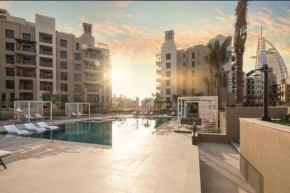 Luxurious condo in front of burj Al Arab